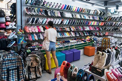 where to buy fake designer shoes in bangkok|bangkok shopping center for designers.